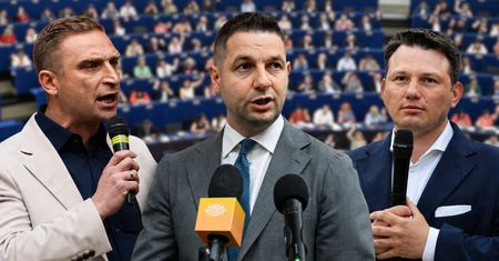 "Nie chcą być napiętnowani". Na prawicy "wojna w rodzinie" w Parlamencie Europejskim