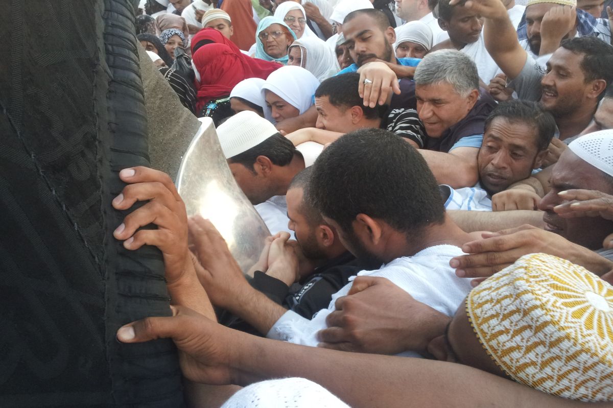 Heatwave tragedy claims 1,301 lives during Mecca pilgrimage
