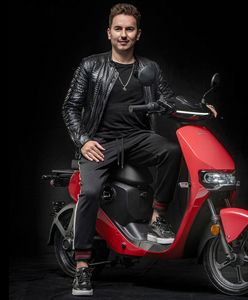 Edycja specjalna skutera sygnowana przez Jorge Lorenzo. Jednoślad będzie miał 0,8 KM