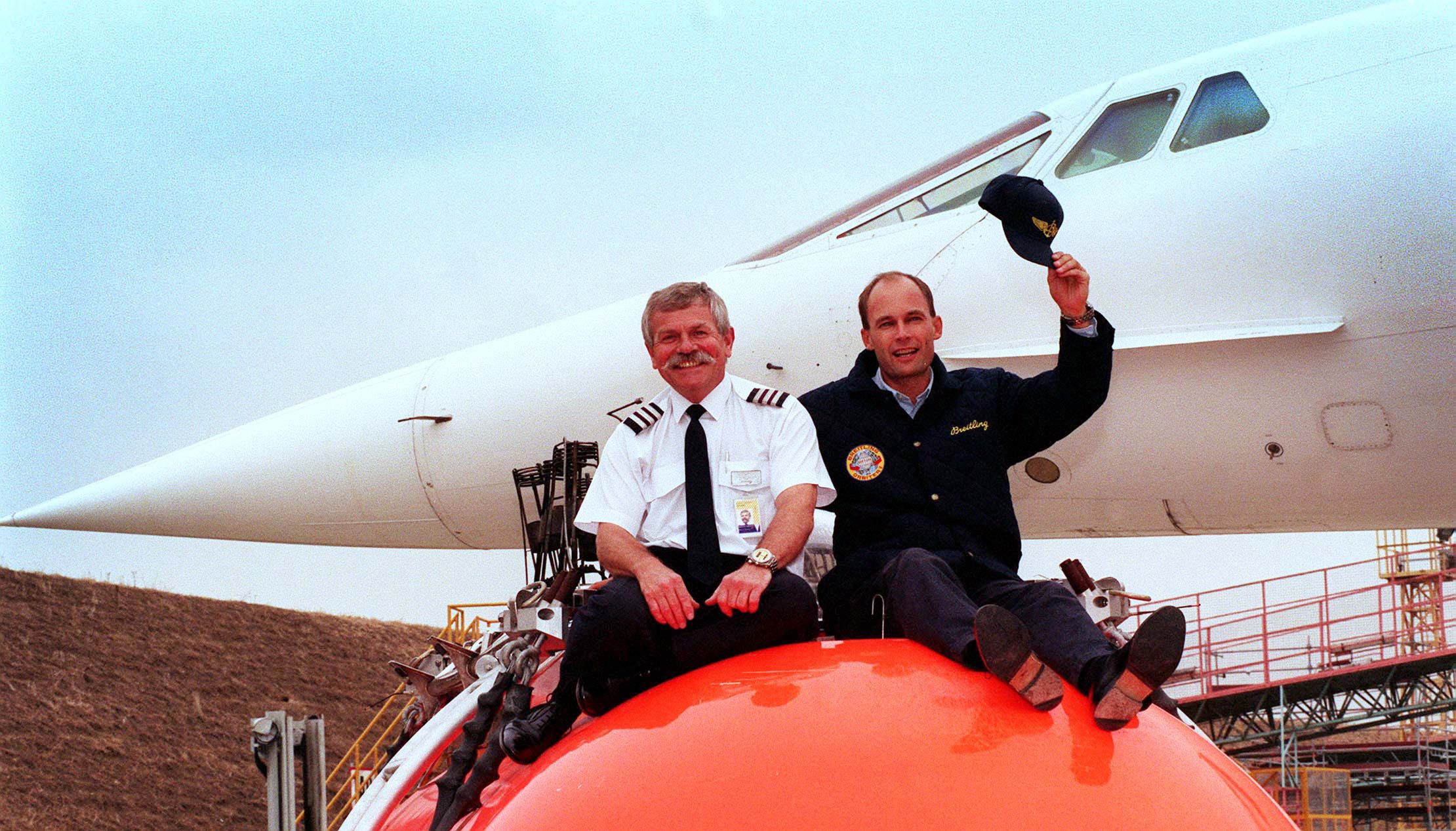 Betrand Piccard (z prawej) i Brian Jones na rok przed ich wspóln