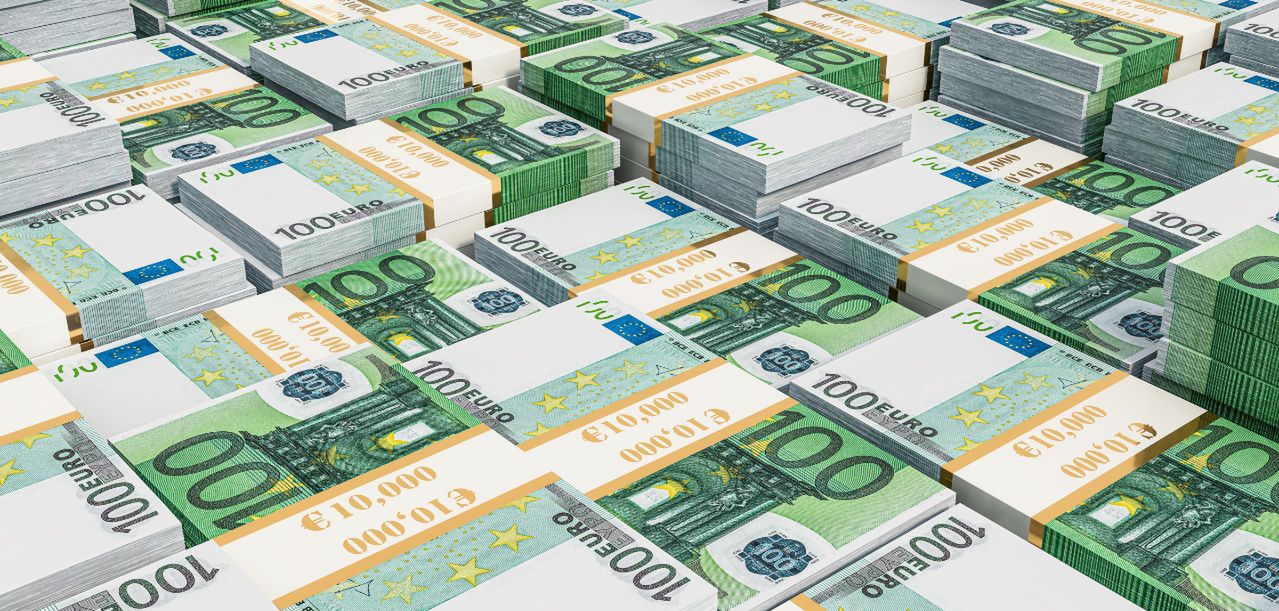 Rekompensaty dla rolników 2025: UE sypnie milionami! Kto dostanie pieniądze?