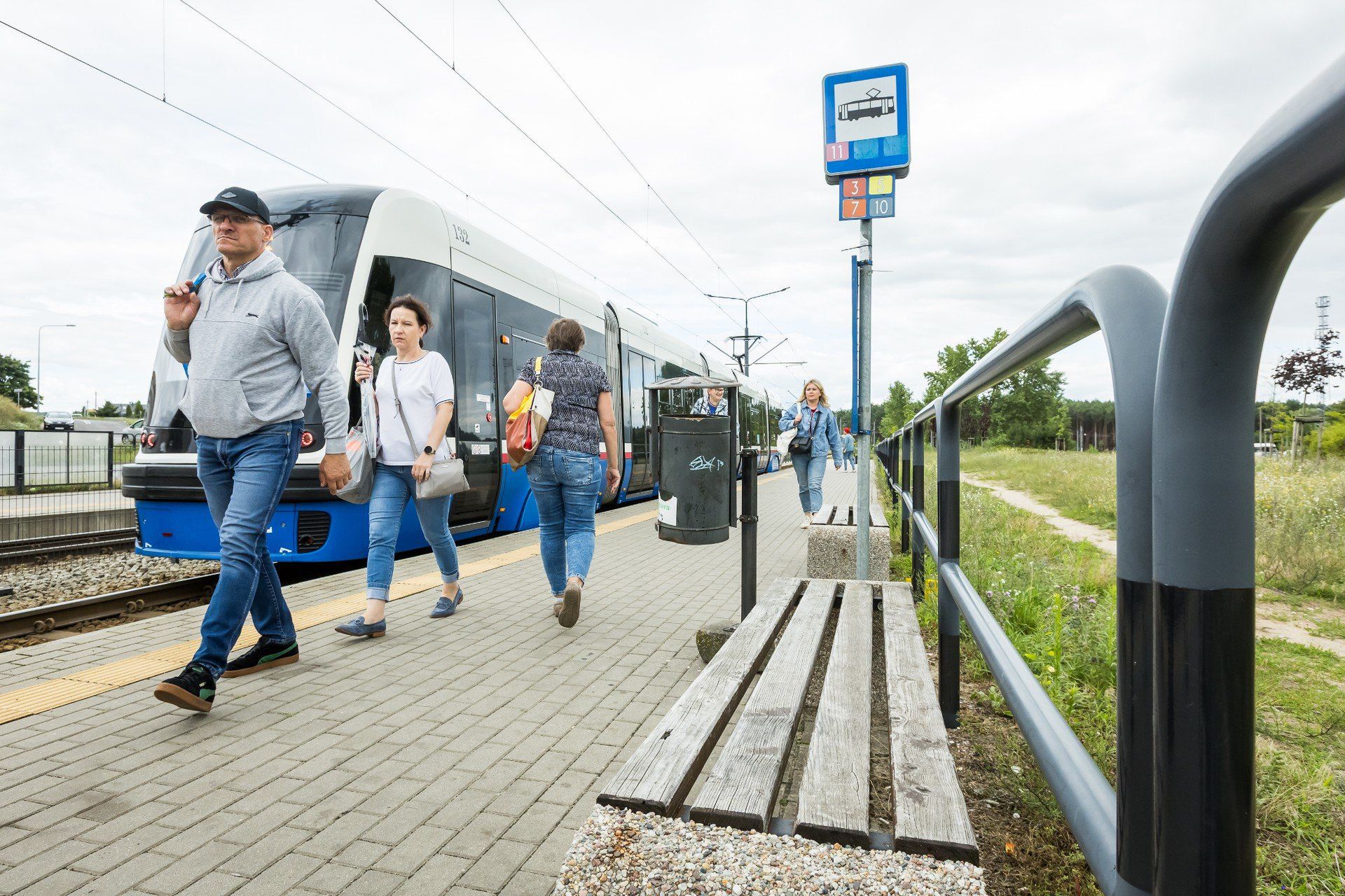 Chodzi o przystanek w pobliżu ul. Wyzwolenia w kierunku pętli Niepodległości i Łoskonia.
