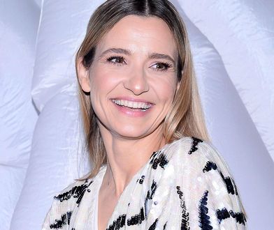 Joanna Koroniewska wypina się na zdjęciach. Pokazuje "mocniejszą stronę"