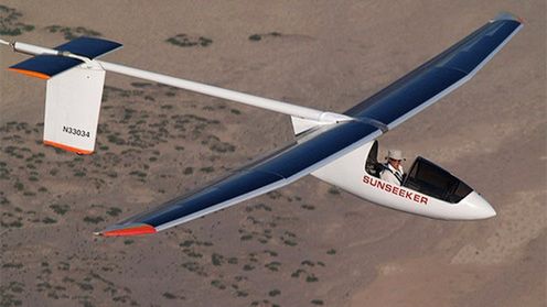 Samolot na energię słoneczną. Zaryzykujesz? 1