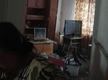 Mieszkanie zamienione w gołębnik. Kobieta w końcu otworzyła drzwi