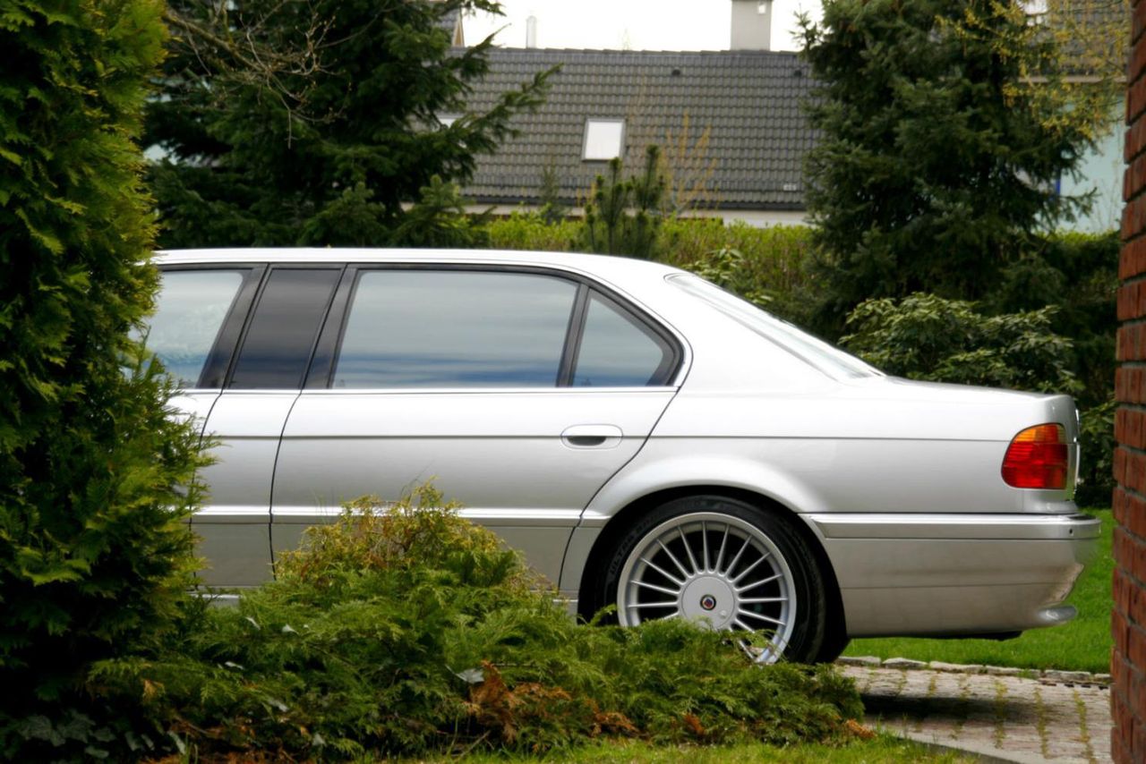 BMW L7 E38 1998 – 56000 PLN – WROCŁAW