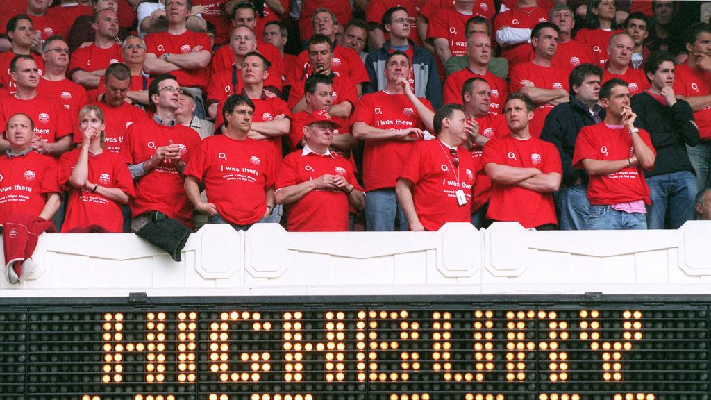 Zdjęcie okładkowe artykułu: Getty Images /  Stuart MacFarlane/Arsenal FC / Na zdjęciu: trybuny Highbury