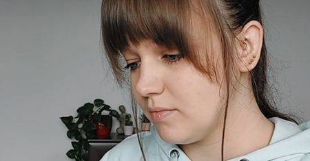 Była świadkinią Jehowy. Na randki chodziła z przyzwoitką