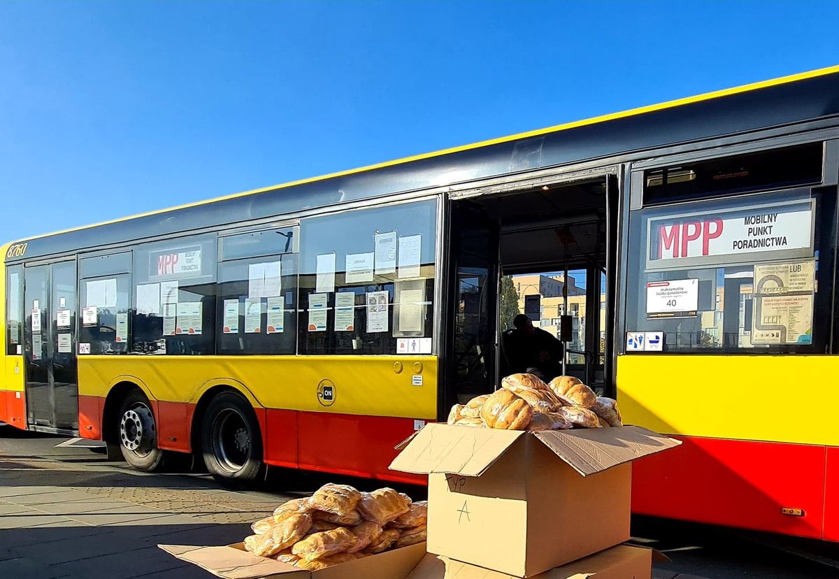 Nowa inicjatywa w Warszawie. Uruchomiono autobus dla osób w kryzysie bezdomności 