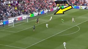 "Co tu się dzieje?!". Niecodzienna akcja z meczu Premier League