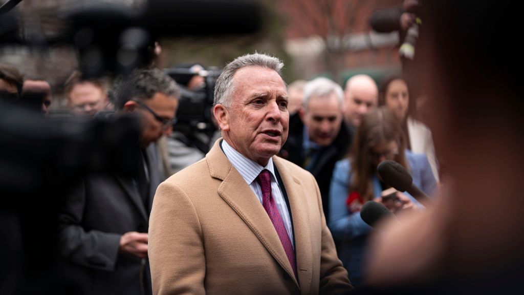 US Pauses Tariffs On Canada, Mexico USMCA Trade Until April 2
Bloomberg
2025uspolitics, north american, u.s. government, us, the white house, americas, government news, u.s.a., american, united states of america, eo