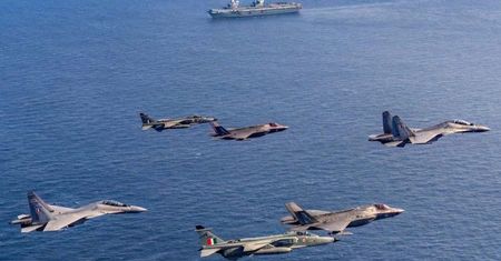 Symulacja walki F-35 z Su-30. Nie chcą ujawnić, kto zwyciężył