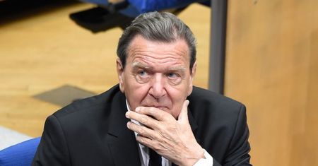 Były kanclerz Niemiec lobbuje w Brukseli za Nord Stream 2