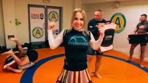 #dziejesiewsporcie: "My name is Marianna". Żona polityka PiS zrobiła show