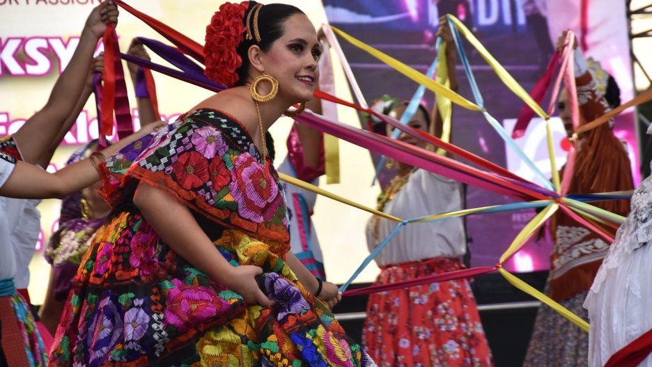 Koncert inaugurujący XXVIII Międzynarodowy Festiwal Tańca Folk Przystań odbył się 29 czerwca na Starym Rynku.