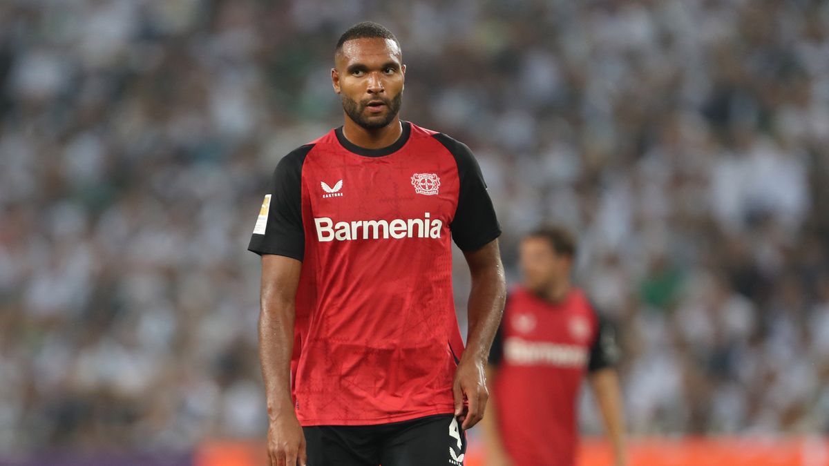 Getty Images / Oliver Kaelke/DeFodi Images / Na zdjęciu: Jonathan Tah może zamienić Leverkusen na Barcelonę