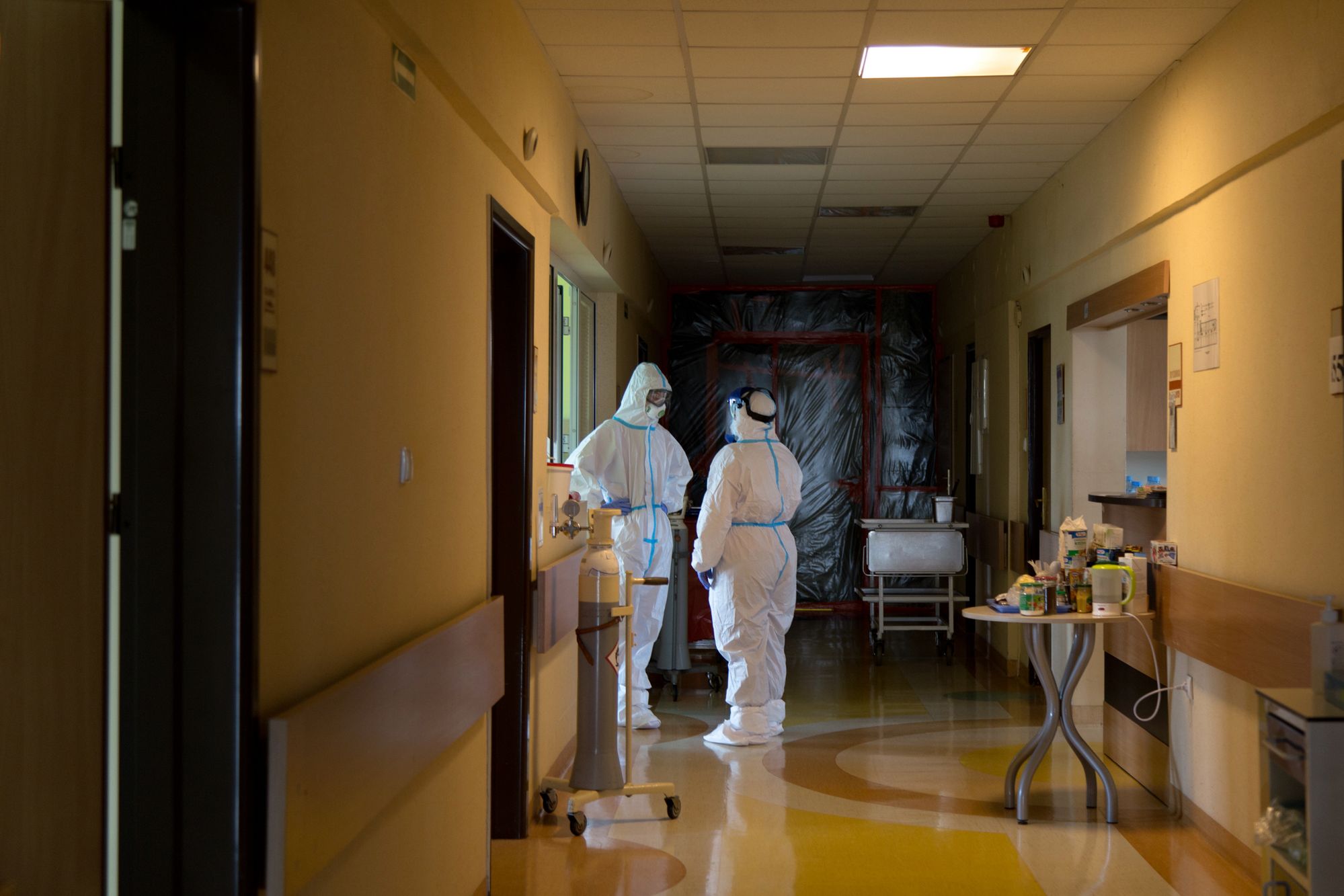 Koronawirus w Polsce. Strefa Zero, czyli Wojewódzki Szpital Specjalistyczny MEGREZ w Tychach okiem Wiktorii Kot 4