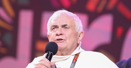 Dominikanin krytykuje media Rydzyka. "Niszczą ludzi"