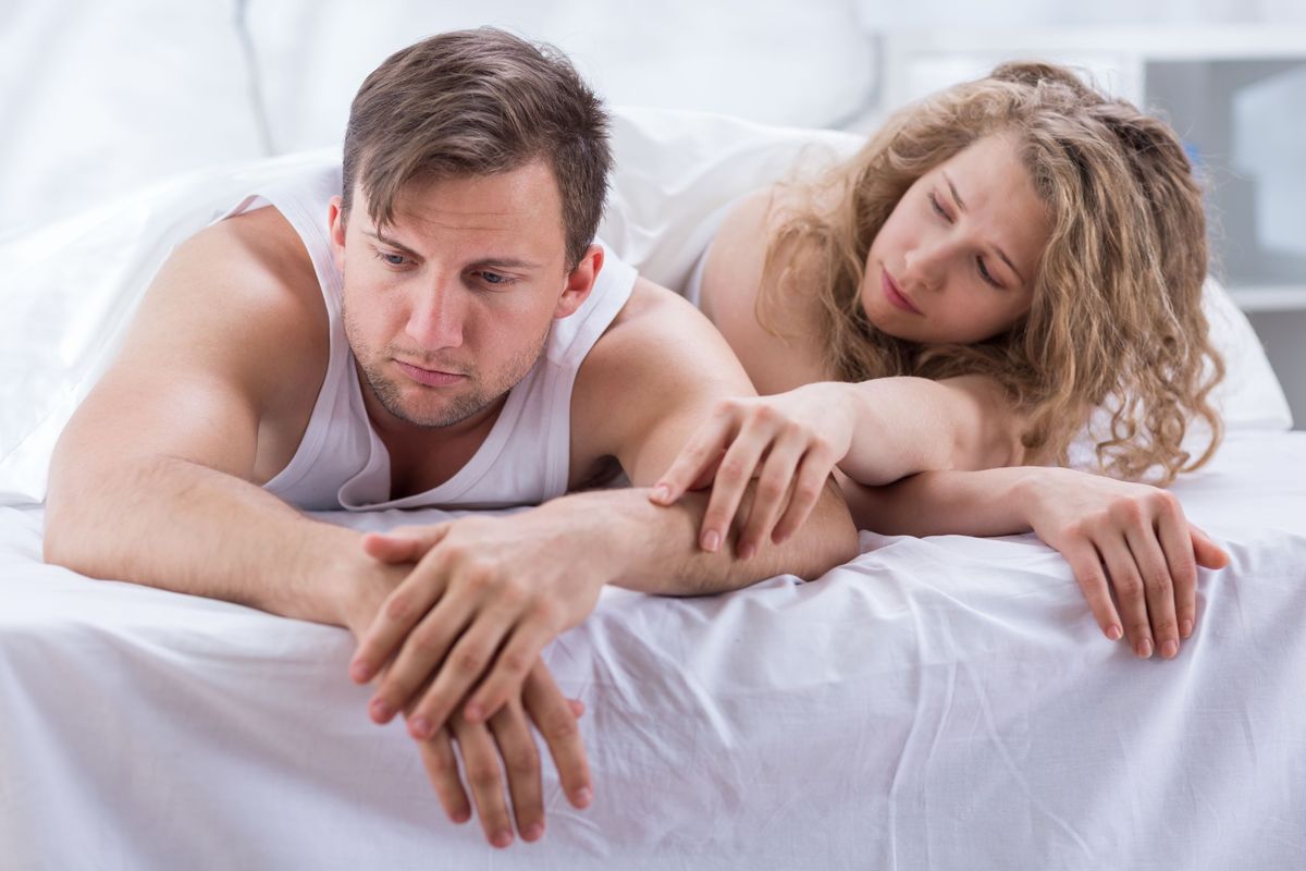 Seks, gdy jesteśmy zmęczeni, może zrujnować związek. Seksuolog radzi, co robić