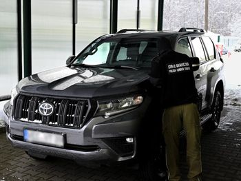 Rosjanin wjechał do Polski skradzioną Toyotą za 300 tys. zł