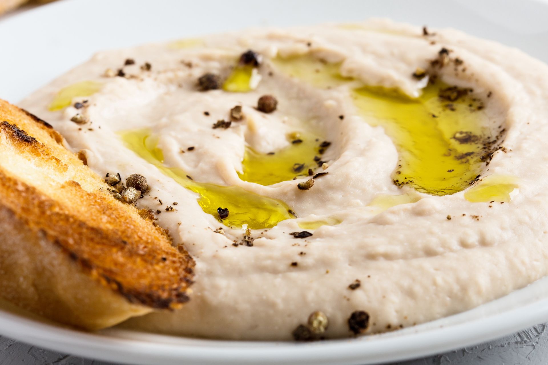 Wcale nie hummus i nie popularne pasty. To smarowidło wesprze twoją odporność