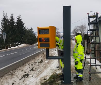 Wystawia mandat co 4 minuty. Rekordzista w Europie