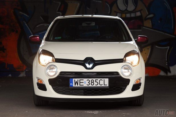 Renault Twingo 1,2 Dynamique – być kobietą 2: Francja w natarciu [test autokult.pl]