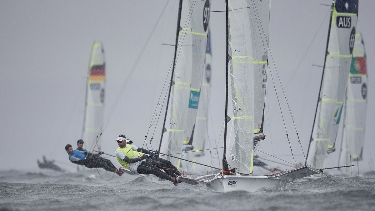 Materiały prasowe / Robert Hajduk / Na zdjęciu: Łukasz Przybytek i Paweł Kołodziński na jachcie olimpijskiej klasy 49er