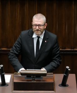 Skandaliczne słowa Brauna. W Sejmie zawrzało