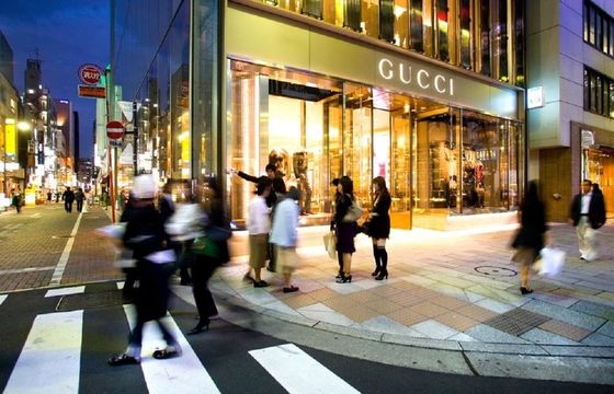 Właściciel marek Gucci i Balenciaga ruszył z globalnym przetargiem mediowym