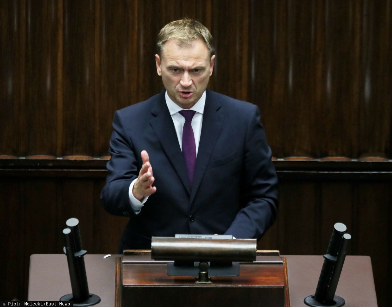 Nitras: "Liczba ludzi, którym Hołownia składa propozycje, przekracza granice dobrego smaku" [WYWIAD]