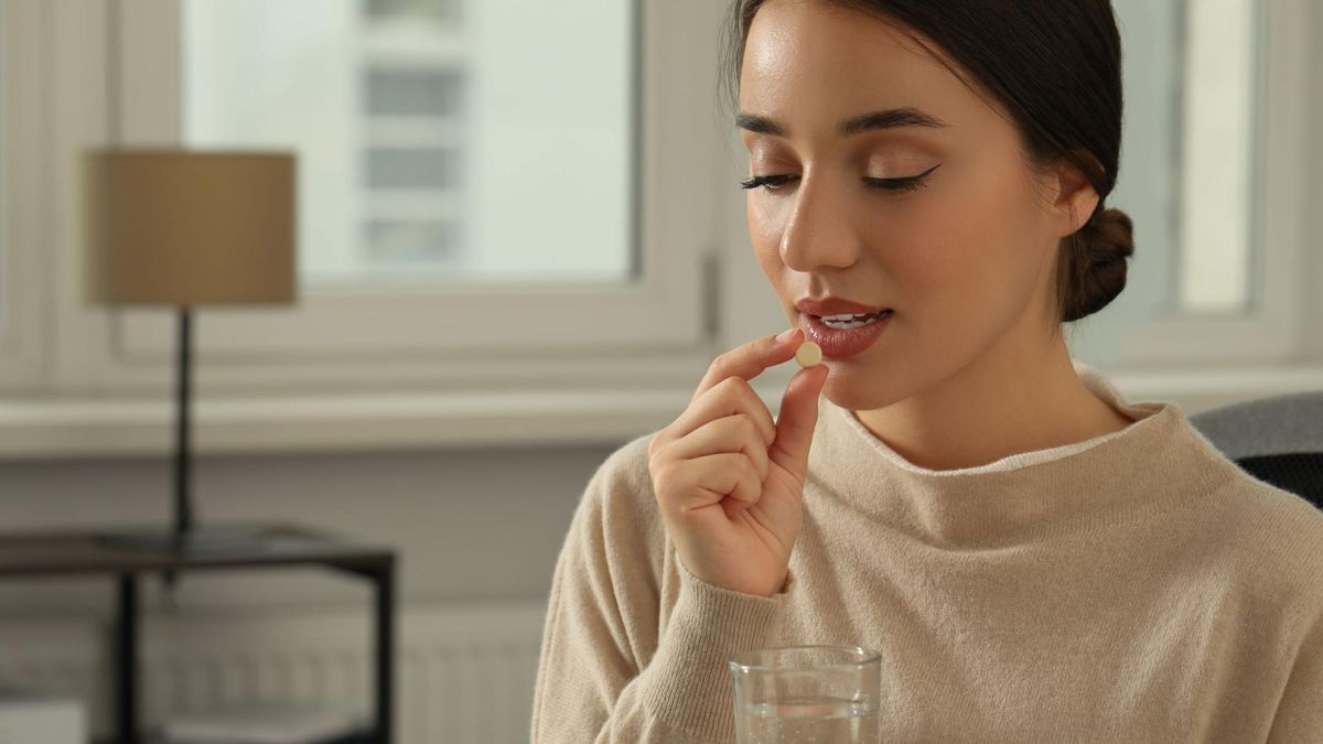 Suplementy diety, razem z odpowiednią pielęgnacją skóry i dbaniem o zdrowie, na pewno wspomogą walkę z trądzikiem.