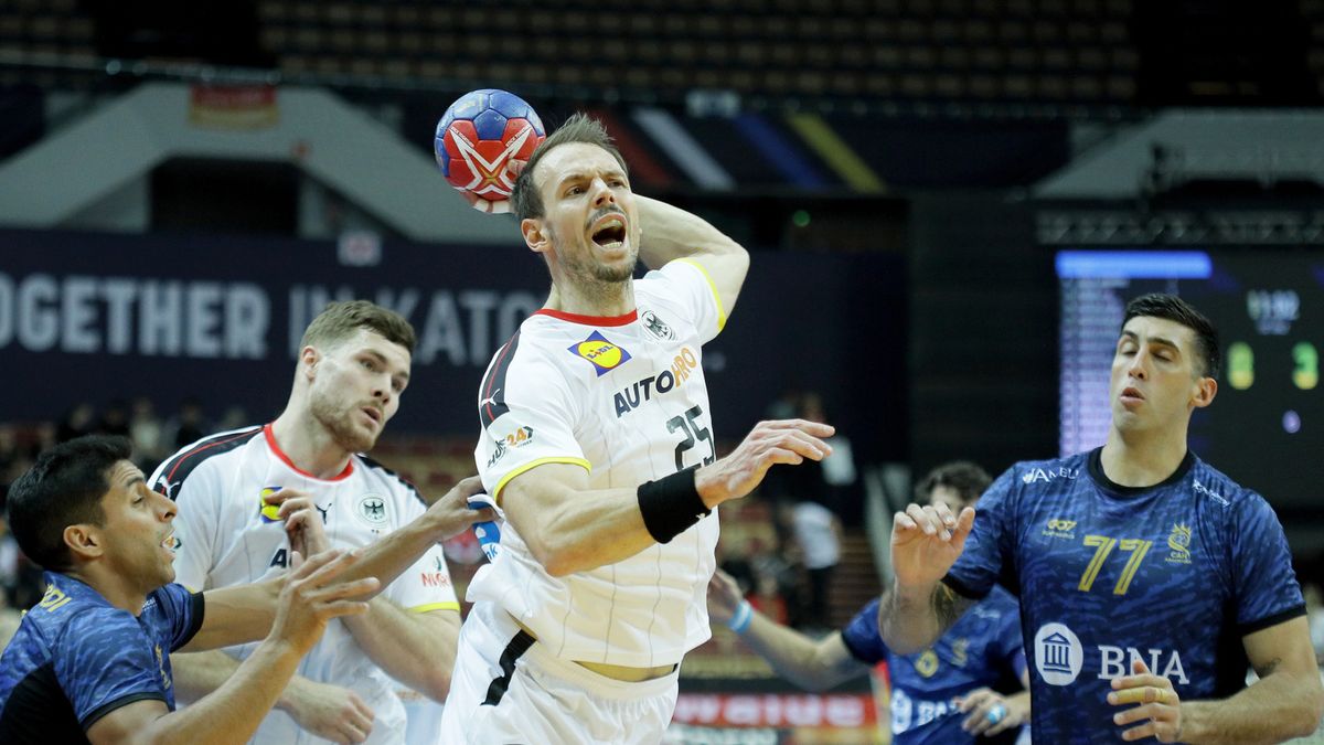 PAP / Zbigniew Meissner / Niemiec Kai Haefner (C) w akcji