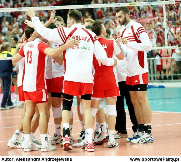 Jeden za wszystkich, wszyscy za jednego. Sukces drużyny zależy każdego jej członka. Polacy wiedzą o tym doskonale.