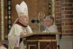 Warszawa. Arcybiskup Henryk Hoser w szpitalu. Zakażony koronawirusem