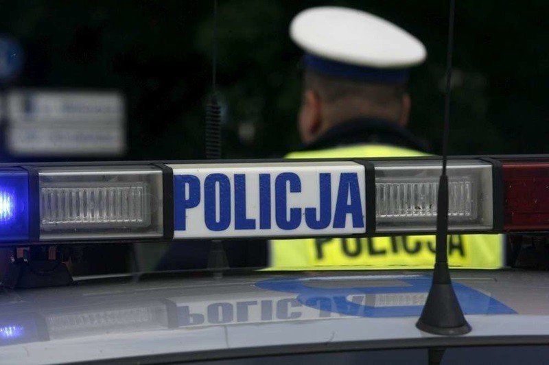 W Świeciu policjant w trakcie mycia auta zauważył i zatrzymał złodzieja