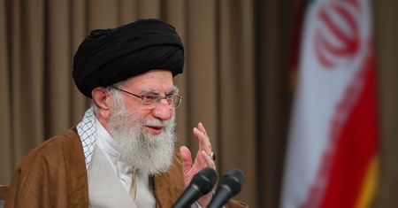 Iran uruchamia nowoczesne wirówki. Teheran odpowiada na rezolucję MAEA