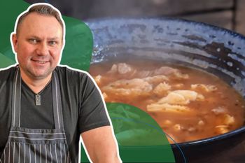 Strzelczyk pokazał, jak zrobić najlepsze flaczki. Tę zupę największy sceptyk będzie zajadał ze smakiem