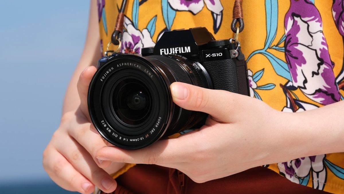 Fujifilm X-S10