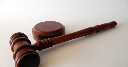 Koronawirus w Polsce. Zakażony sędzia w Bartoszycach. Pracownicy na kwarantannie