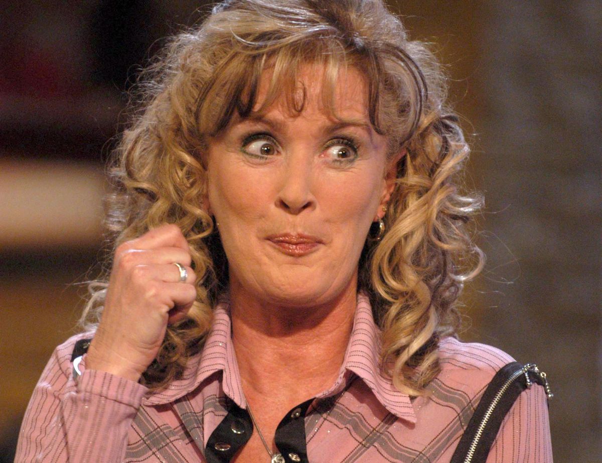 Beverley Callard zamierza poddać się operacji plastycznej. Chce mieć więcej ról