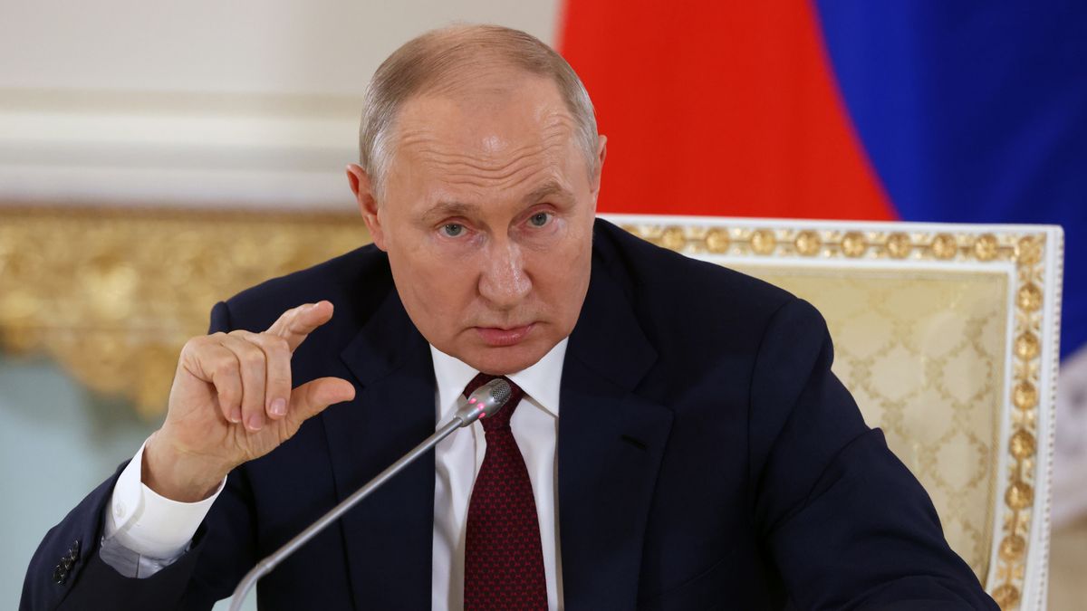Putin będzie miał jeszcze większą kontrolę. Zmusi ludzi do porzucenia gotówki
