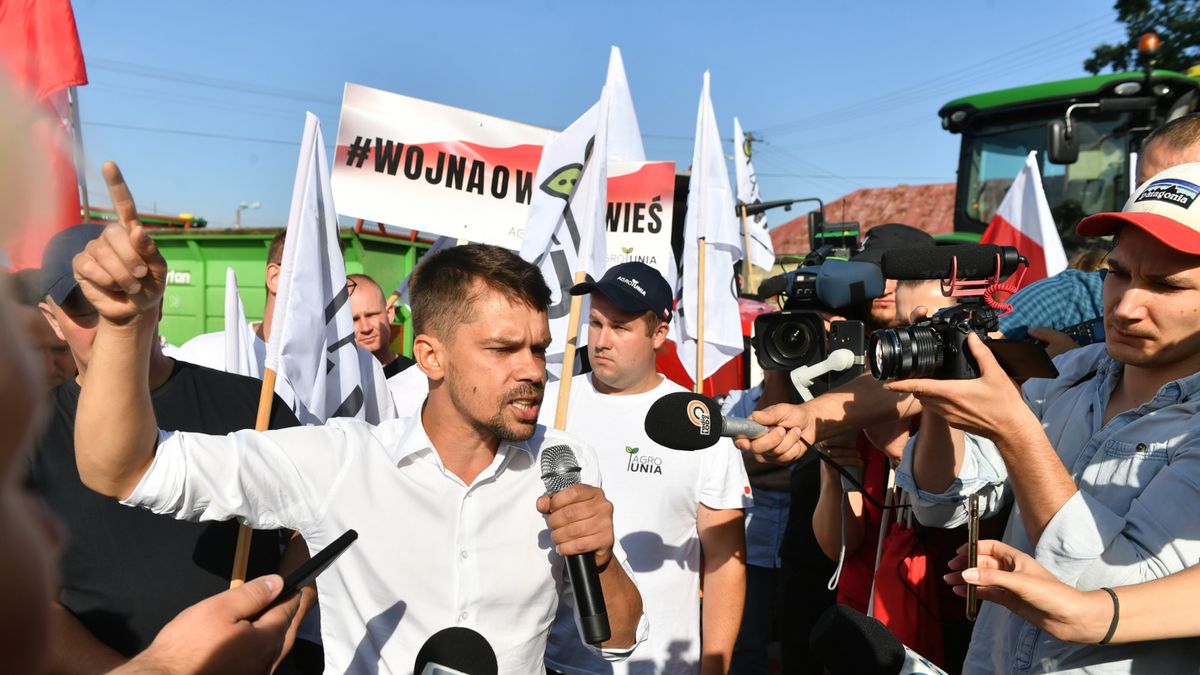 Lider AgroUnii Michał Kołodziejczak w rozmowie z money.pl zapowiada blokadę Helu. "Dopiero się rozkręcamy"