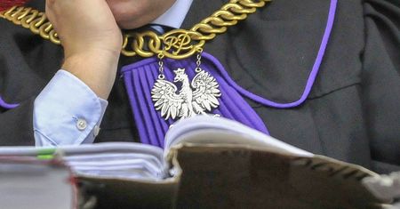 Pijany sędzia spowodował kolizję. Jest zawieszony, ale dostaje wysoką pensję