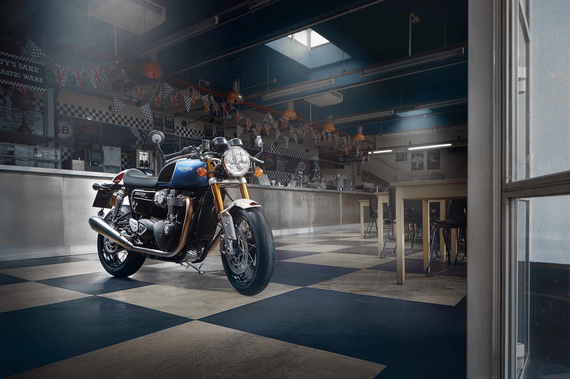 Triumph Thruxton RS Ton Up Special Edition