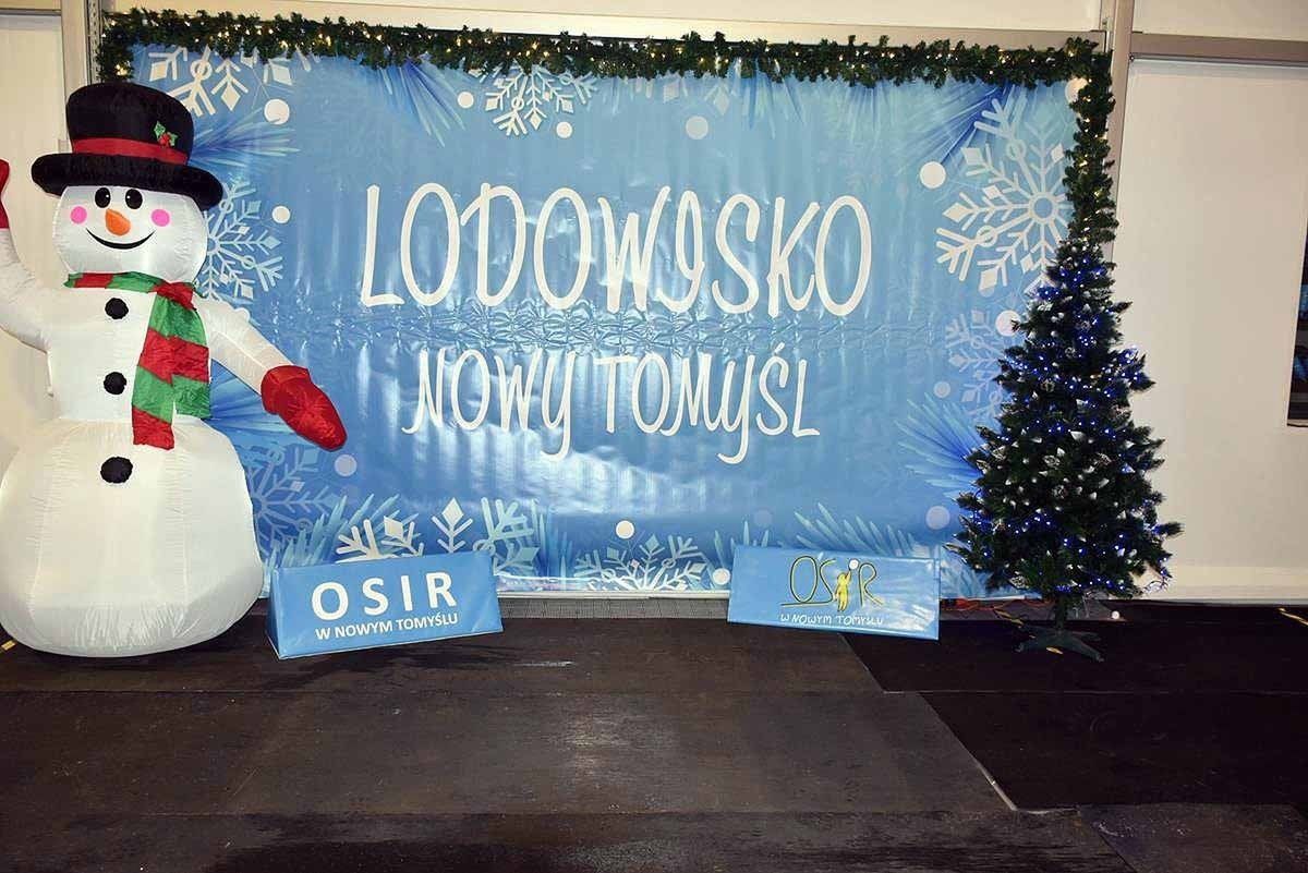 Nowy Tomyśl: Wielkie otwarcie lodowiska - Mikołajki pełne zimowej radości