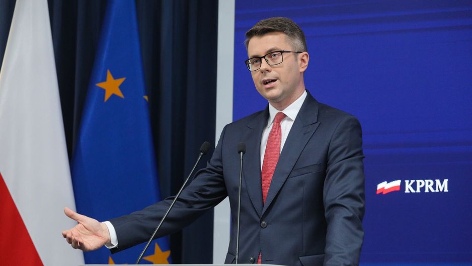 Piotr Mueller podczas konferencji prasowej