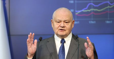 Glapiński ciągle krzyczy? Członek RPP odpowiada