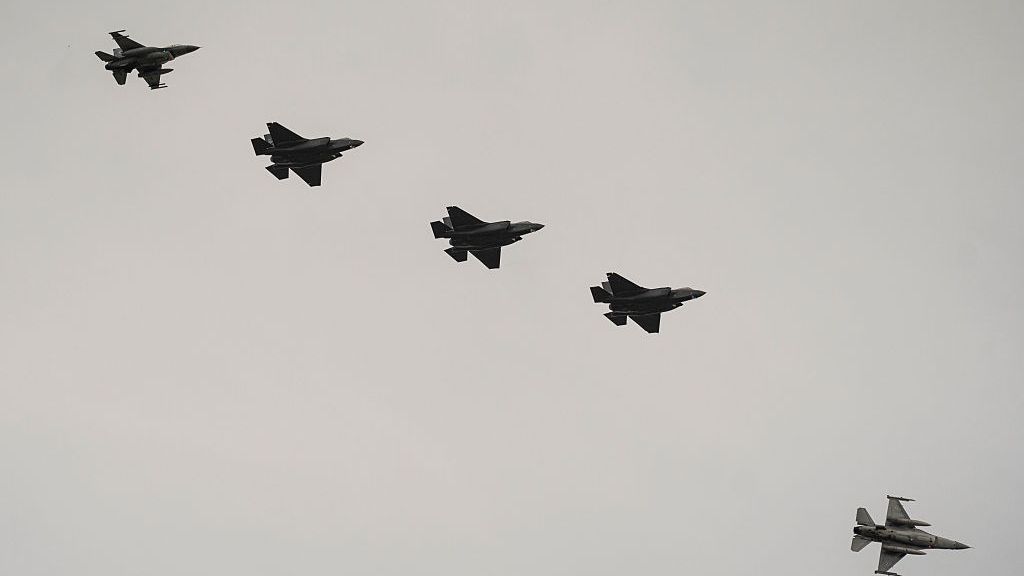 Poland Receives First Three F-35 Fighter Jets
Bloomberg
emea, e.u., eu, transportation and logistics, airplanes, european, aviation, industries, aircraft, euro members, airlines, polish air force, jets, jet, polish, aeroplane, plane, business news