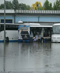 Trudna sytuacja meteorologiczna. MON o dalszych działaniach